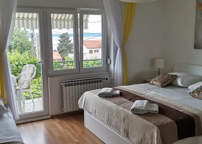 公寓 Bokula 诺维·维诺多尔斯基